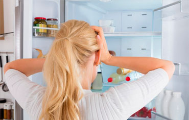 сильно<br />шумит